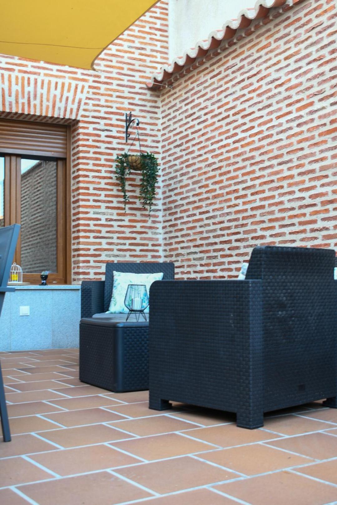 Casa Rural La Real Herreria Madrigal de las Altas Torres Extérieur photo